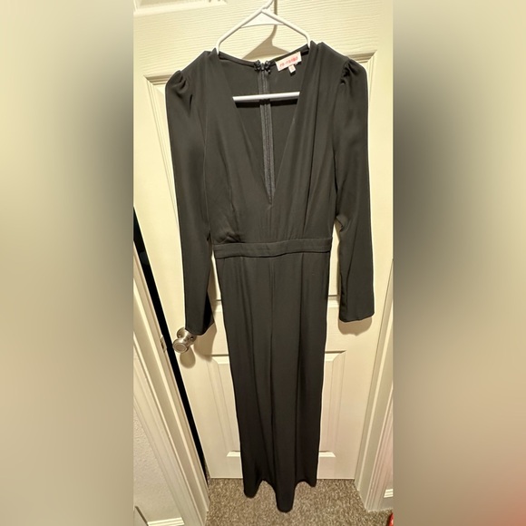 Long Sleeve Jumpsuit - Picture 3 of 4